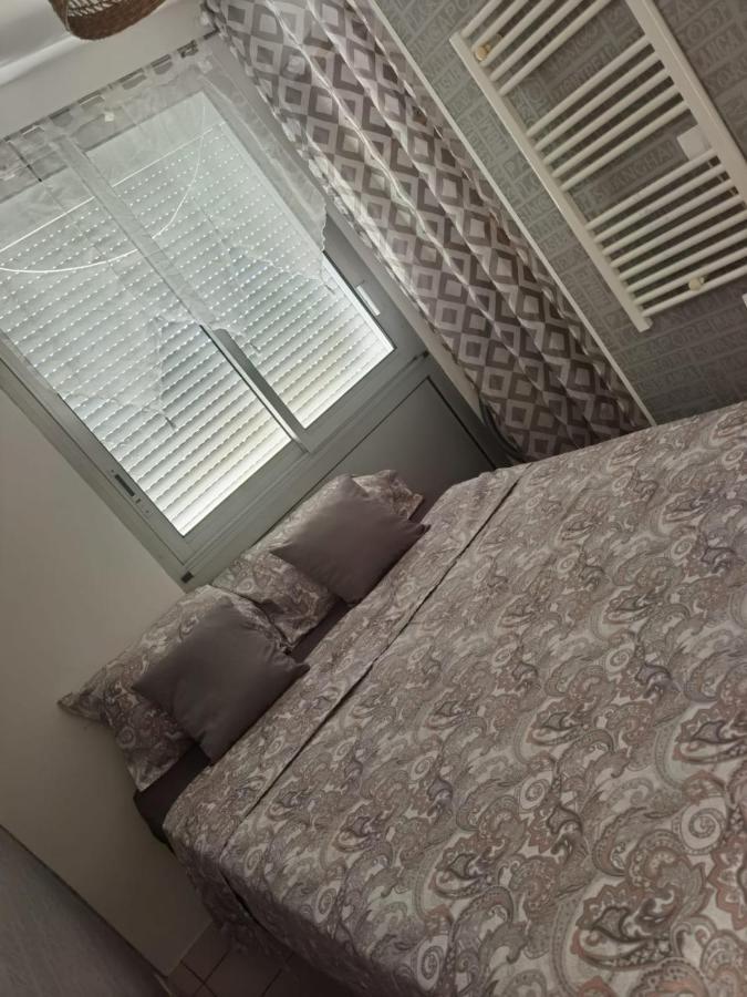 Agreable T1 Bis En Bord De Loire Apartamento Blois Exterior foto